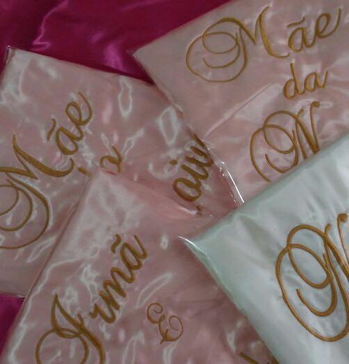 Robe personalizado cetim charmousse