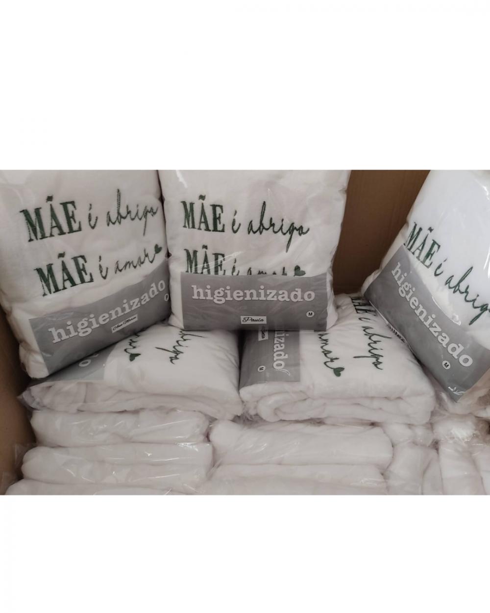 Kit 3 Roupões de Microfibra Unissex Várias Cores