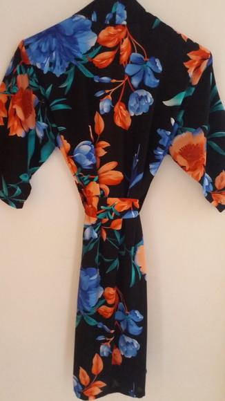 Robe Estampado Floral Fundo Preto