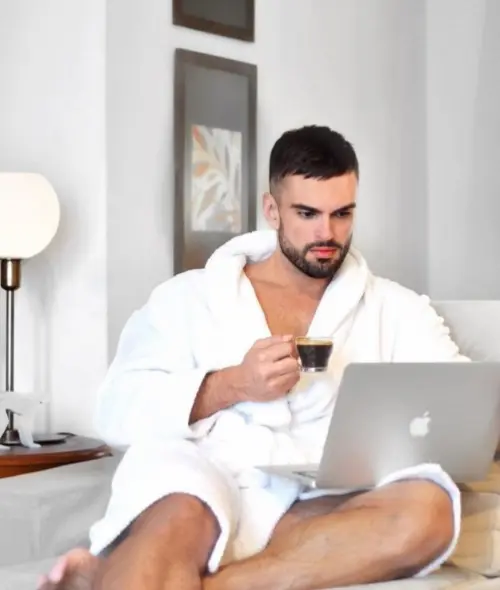 Kit 3 Roupões de Microfibra Unissex Várias Cores