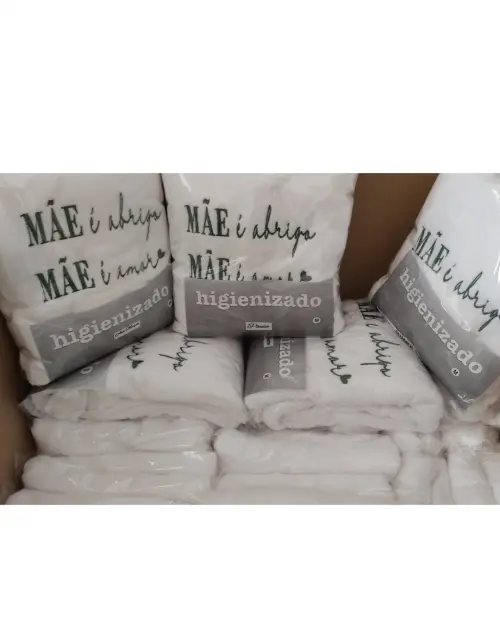 Kit 3 Roupões de Microfibra Unissex Várias Cores