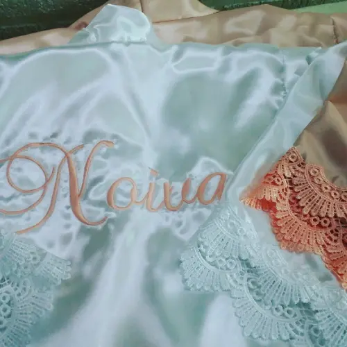 Robe Cetim com Elastano, com Guipure nas Mangas