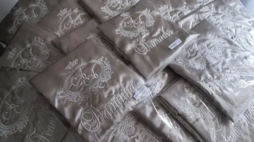 Robe Personalizado com Brasão Noiva, Madrinha Debutante