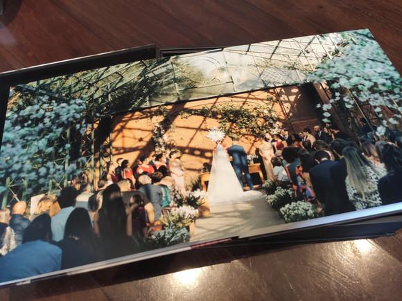Fotolivro Álbum Premium Capa Dura Abertura Panorâmica