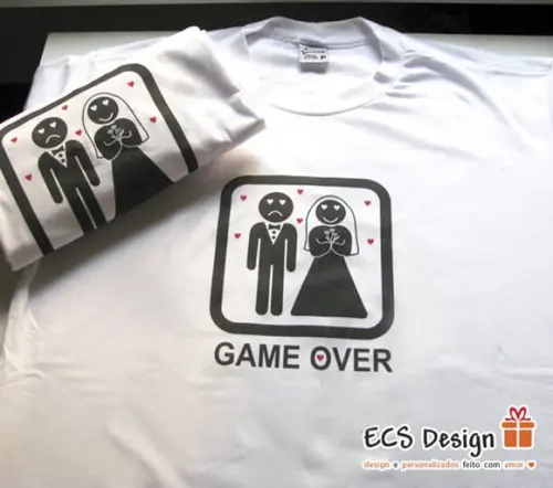 Camiseta Game Over algodão tamanho P