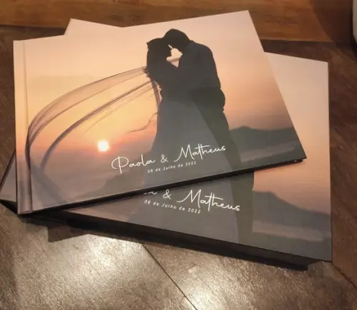 Fotolivro Álbum Premium Capa Dura Abertura Panorâmica