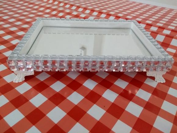 Bandeja quadrada com espelho