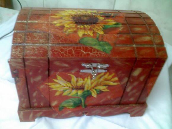 BAÚ FLORAL MEDIO
