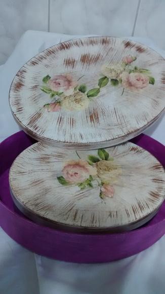 Caixa de com tampa com flores - vendido