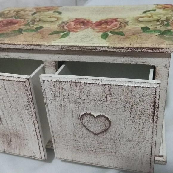 Comoda/Criado - decorada com patina 3 Gavetas