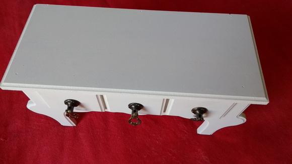 Comoda/Criado - Provençal com 3 Gavetas