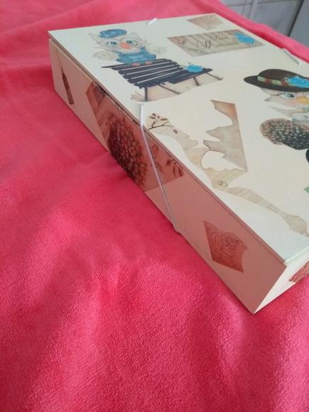 Pasta em MDF com elastico