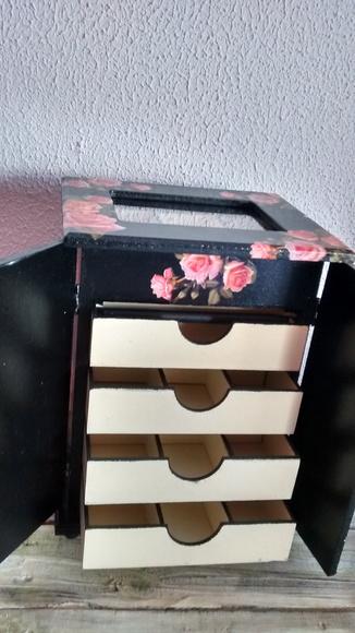 Porta Jóia Guarda Roupa-vendido