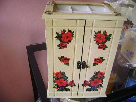 PORTA JOIAS, BIJUTERIA GUARDA ROUPA
