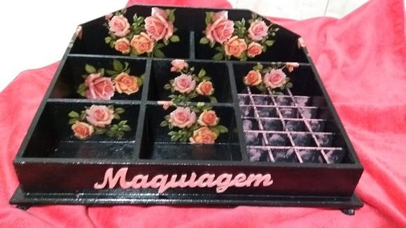 PORTA MAQUIAGEM EM MDF