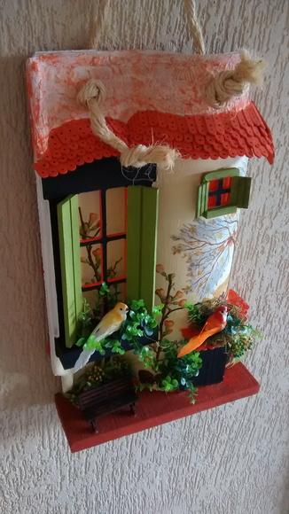 TELHA COM ARTE EM MADEIRA