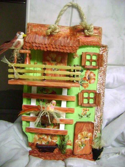 Telha com arte em madeira - VENDIDA