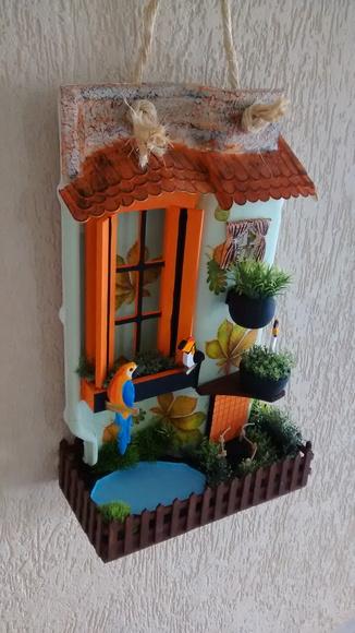TELHA COM ARTE EM MADEIRA-vendida