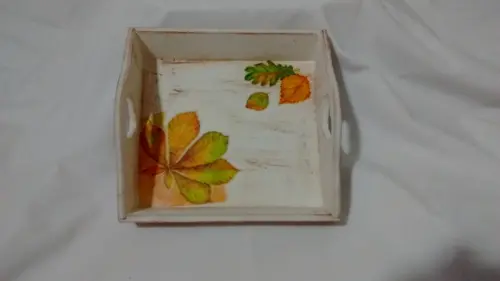Bandeja quadrada com coração