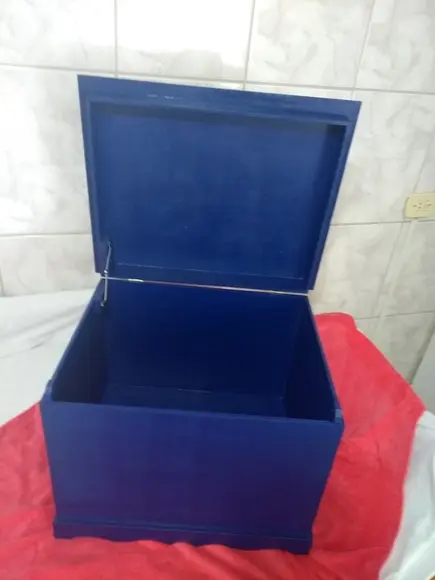 Bau grande em MDF