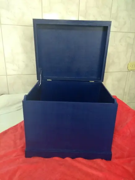 Bau grande em MDF