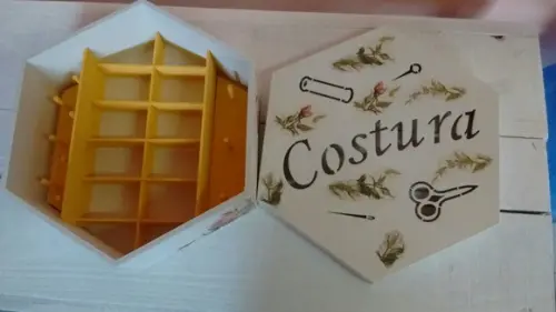 caixa de costura/aviamentos