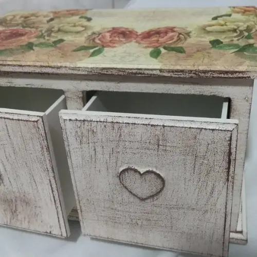 Comoda/Criado - decorada com patina 3 Gavetas