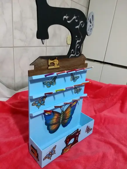 Máquina porta aviamentos Vendido