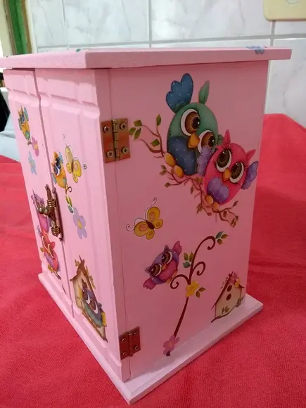 Porta Jóia Guarda Roupa