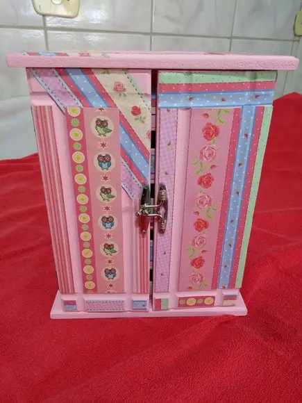 Porta Jóia Guarda Roupa
