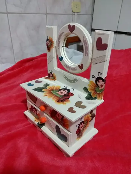 Porta Jóia Penteadeira com espelho redondo