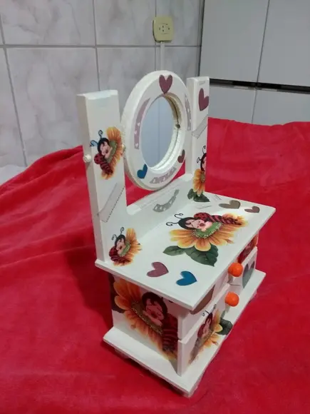 Porta Jóia Penteadeira com espelho redondo