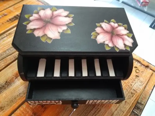 Porta Jóia Piano