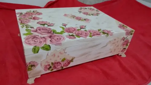Porta maquiagem com espelho em Grande