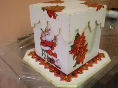 Porta Panetone com prato em MDF 500 gr
