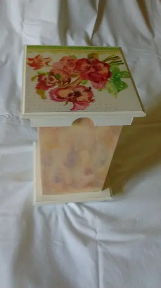 Porta Papel Toalha - VENDIDO