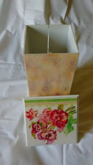 Porta Papel Toalha - VENDIDO