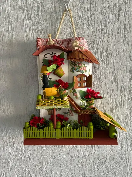 Telha com Arte em Madeira