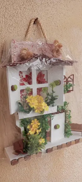 Telha com Arte em Madeira
