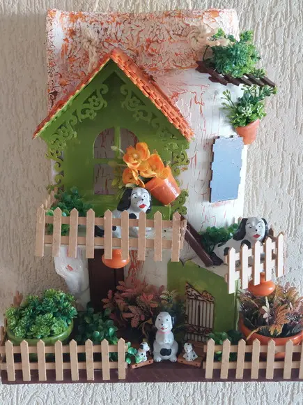 Telha com Arte em Madeira