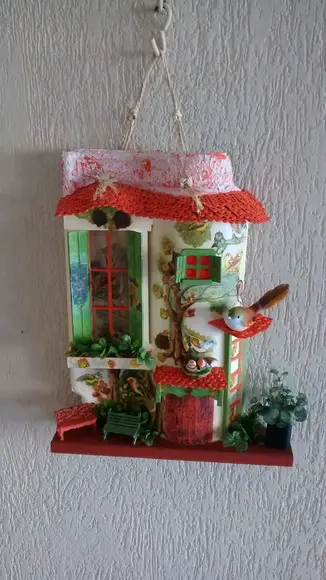 Telha com Arte em Madeira