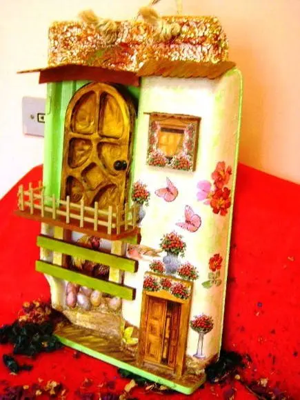 TELHA COM ARTE EM MADEIRA - Vendida