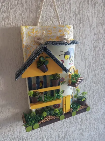 Telha com Arte em Madeira - Vendido