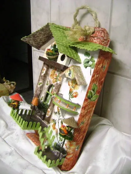 TELHA COM ARTE EM MADEIRA - VENDIDO