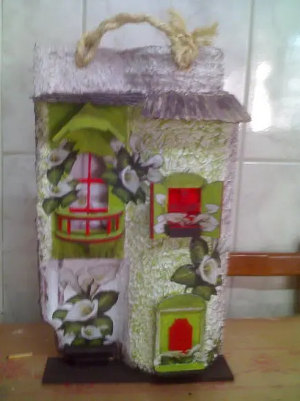 Telha com Arte em Madeira-Vendida