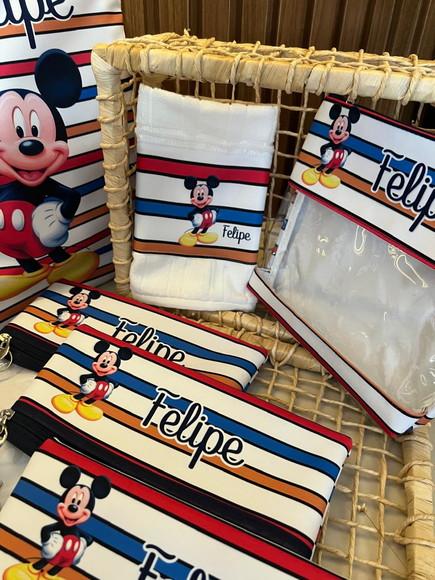 Kit Escolar Mickey .