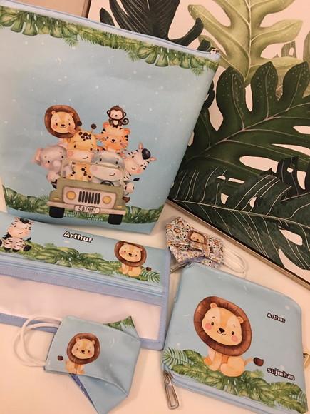 Kit Escolar Personalizado