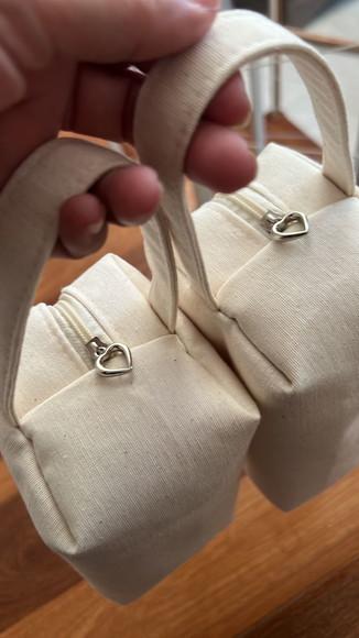 Necessaire Bordada Box