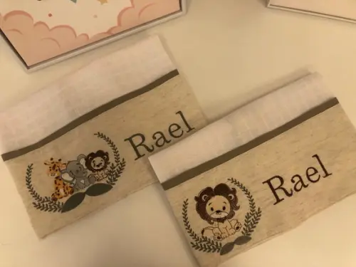 Fraldas Bordadas