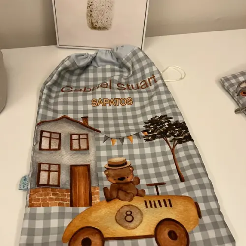 Kit Escolar - Saquinhos de Roupas